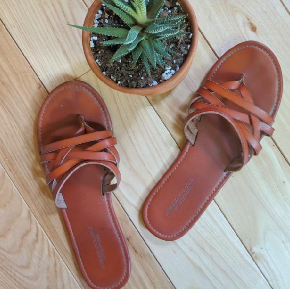 American Eagle Sandals